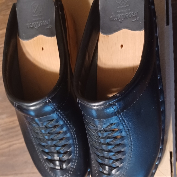 Clogs - Picture 3 of 14